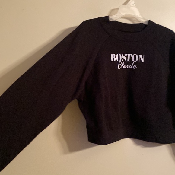 Elsewhere | Boston Blonde Cropped Crew neck Sweatshirt - Picture 3 of 5